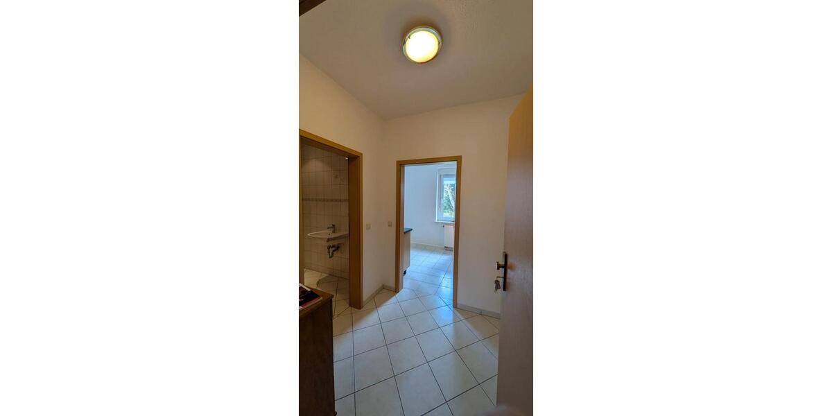 Erdgeschoßwohnung Braunsbedra - 1 Zimmer, 39 m&sup2;, 200&euro; | Angebot:26279624