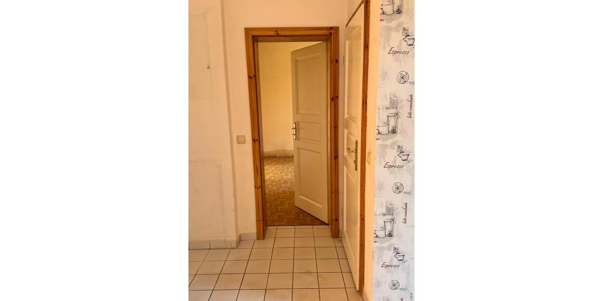 Erdgeschoßwohnung Jessen (Elster) - 3 Zimmer, 66 m&sup2;, 330&euro; | Angebot:25942646