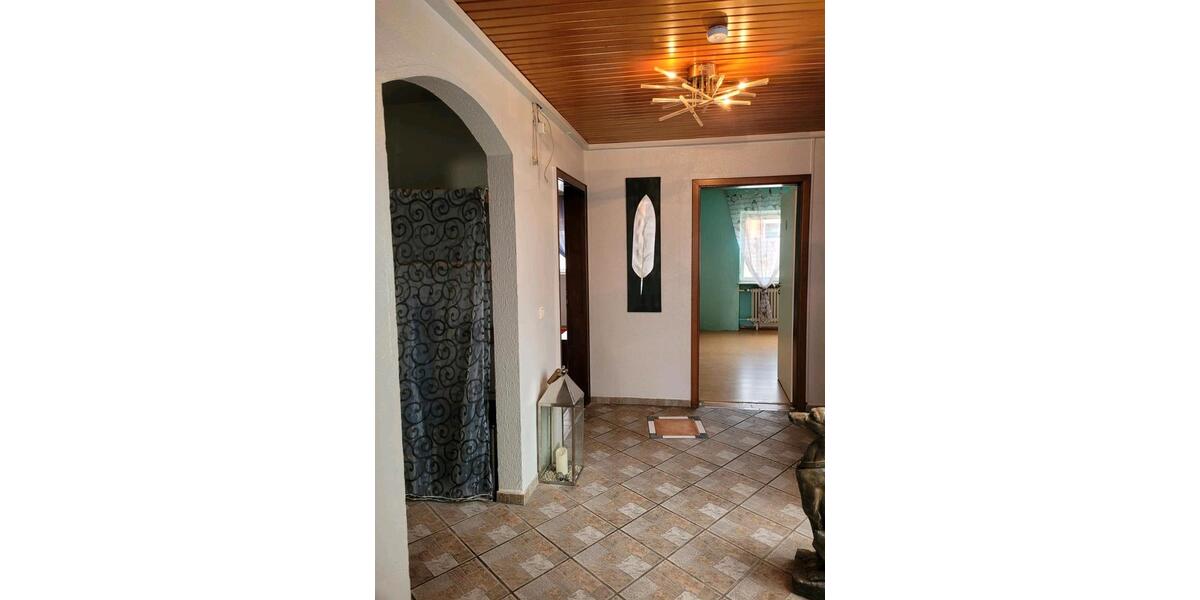 Dachgeschoßwohnung Neustadt an der Weinstraße - 3 Zimmer, 102 m&sup2;, 1.200&euro; | Angebot:25793727