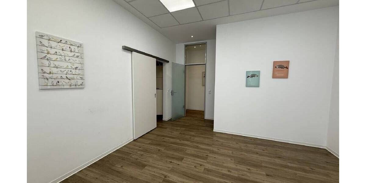 Moderne Büro-Praxisfläche in Top-Lage 9 zimmer