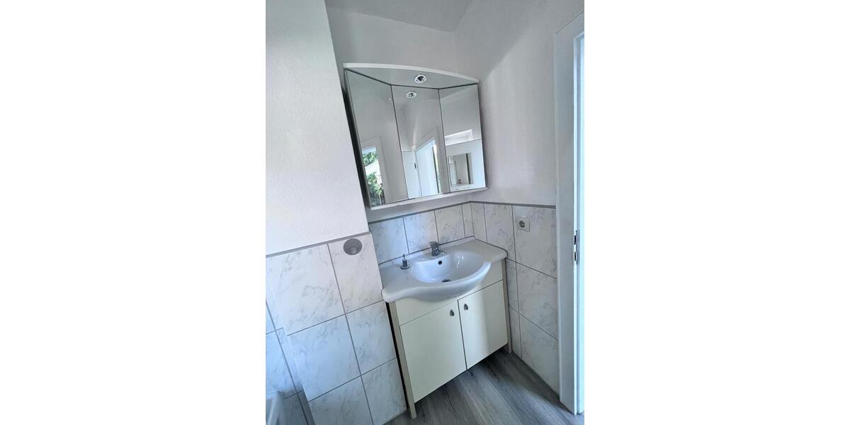 Wohnen auf Zeit Hamm - 7 Zimmer, 120 m&sup2;, 350&euro; | Angebot:26582812