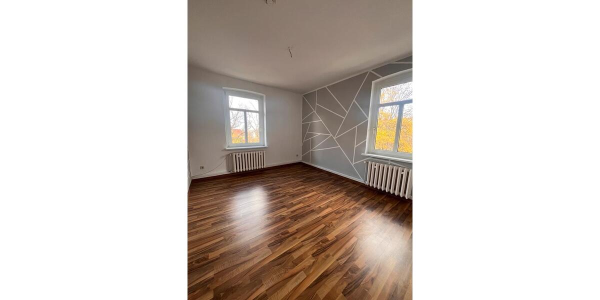 Große 4-Raum-Wohnung in sehr guter Lage von Weißenfels 4 zimmer