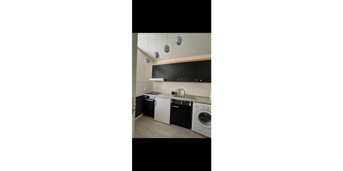 Etagenwohnung Hamburg Wandsbek - 1 Zimmer, 40 m&sup2;, 900&euro; | Angebot:25393741