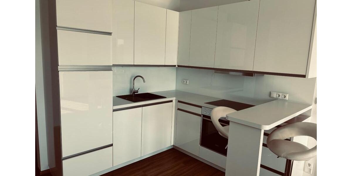 Etagenwohnung Burghausen - 1 Zimmer, 3 m&sup2;, 850&euro; | Angebot:26313112