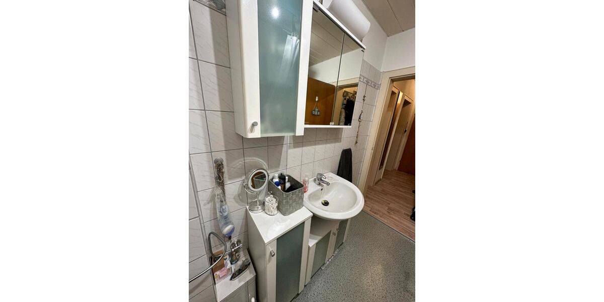 Dachgeschoßwohnung Kaufungen - 3 Zimmer, 64 m&sup2;, 650&euro; | Angebot:24512256