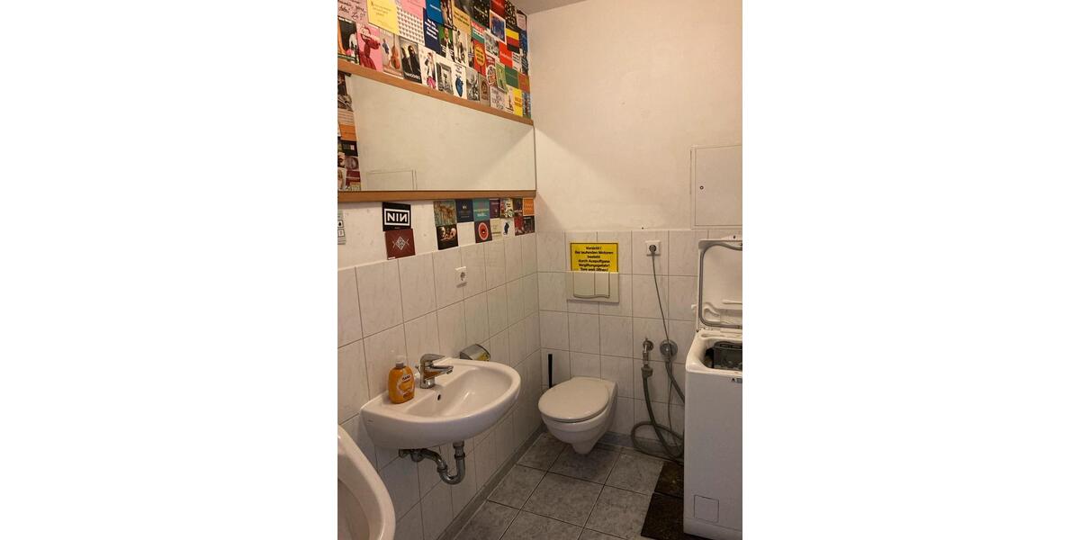 Wohnen auf Zeit Halle (Saale) - 4 Zimmer, 15 m&sup2;, 215&euro; | Angebot:25543238