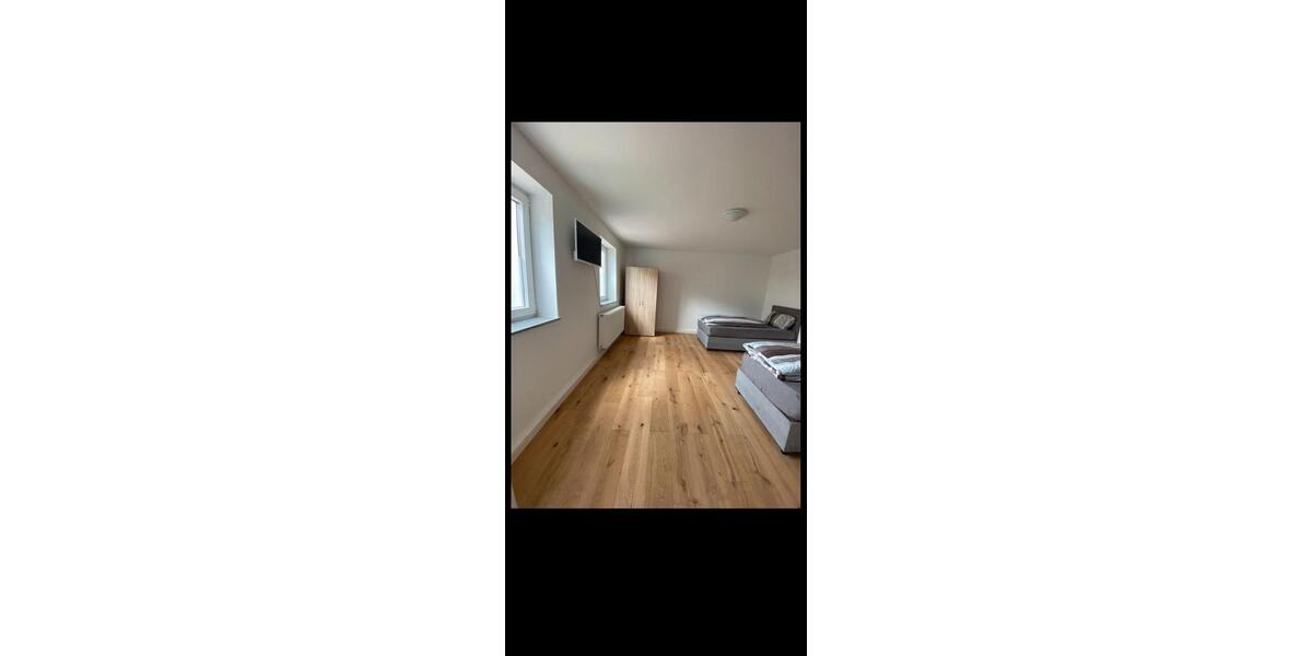 Wohnen auf Zeit Neu-Ulm Burlafingen - 6 Zimmer, 20 m&sup2;, 500&euro; | Angebot:25901302