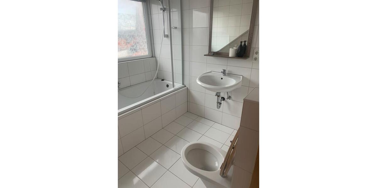 Dachgeschoßwohnung Treffelstein - 3 Zimmer, 68 m&sup2;, 380&euro; | Angebot:23292798