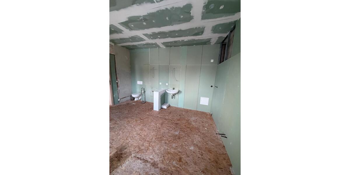 Doppelhaushälfte Nobitz - 9 Zimmer, 160 m&sup2;, 650&euro; | Angebot:24973494