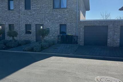 Haus Zülpich - 4 Zimmer, 137 m&sup2;, 1.750&euro; | Angebot:25322643