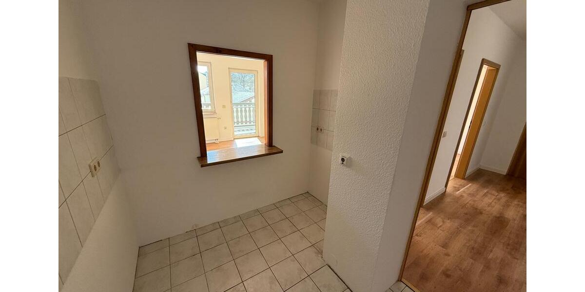 Etagenwohnung Greiz - 2 Zimmer, 60 m&sup2;, 318&euro; | Angebot:26070755