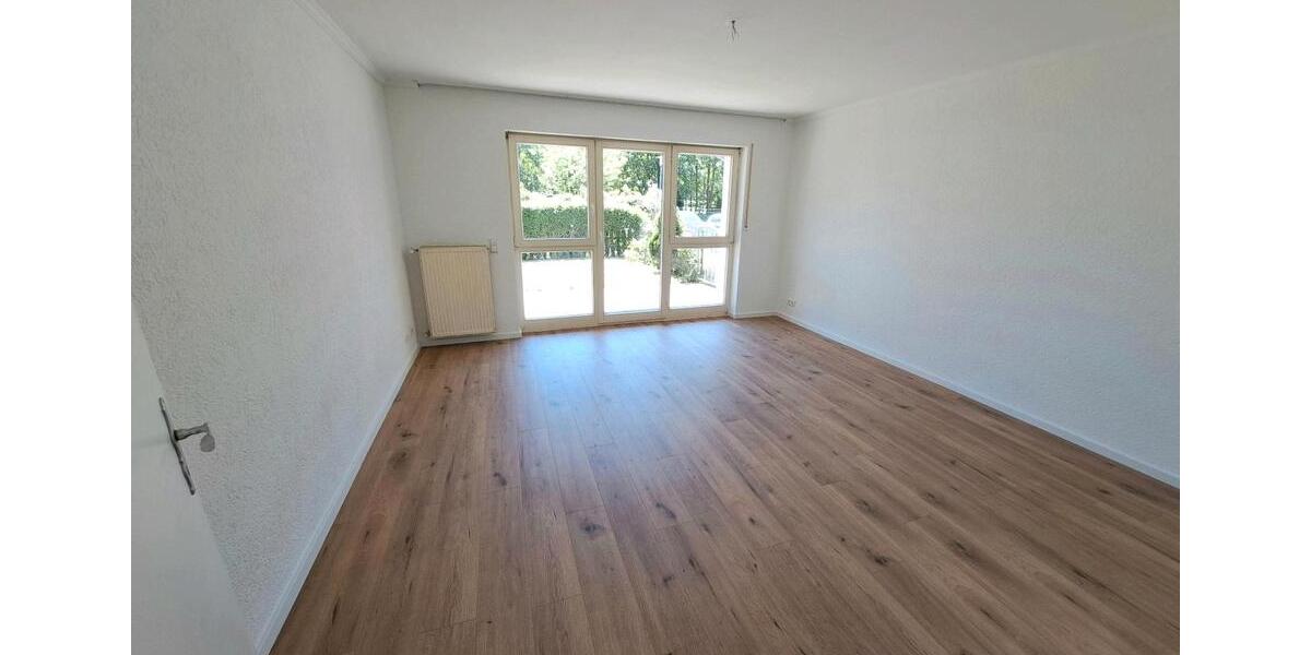 Bungalow Landau in der Pfalz - 8 Zimmer, 219 m&sup2;, 2.650&euro; | Angebot:26445773