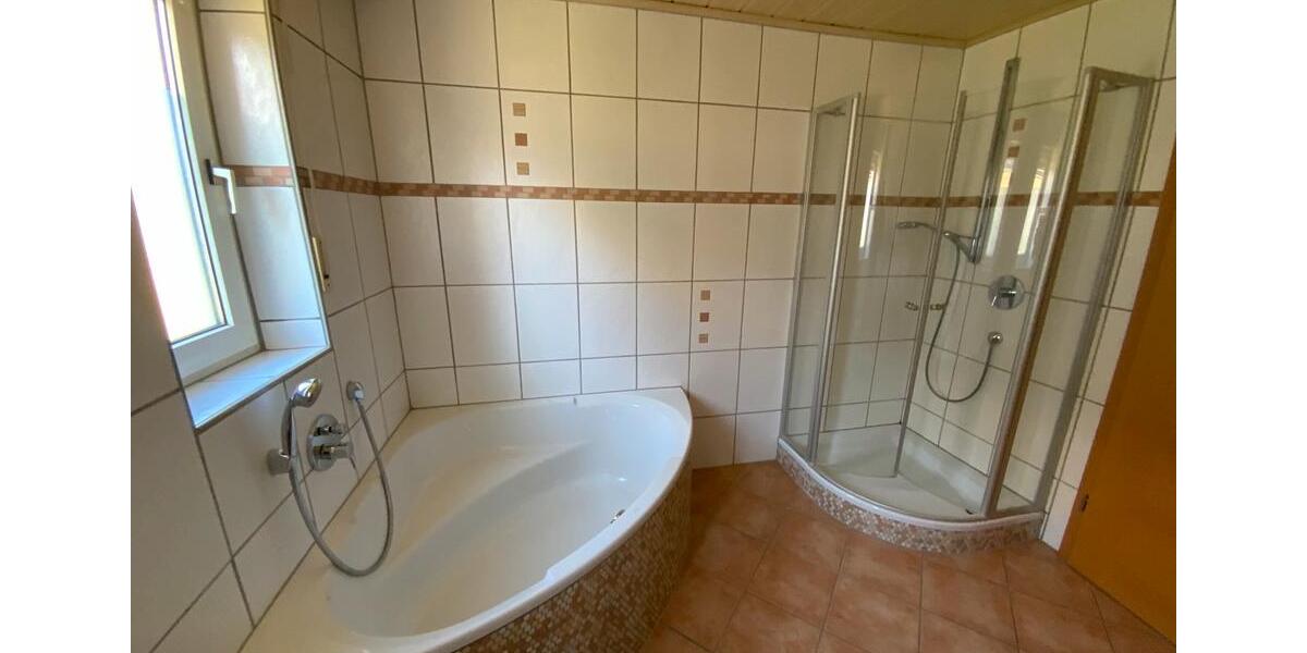 Erdgeschoßwohnung Rheinböllen - 3 Zimmer, 90 m&sup2;, 1.150&euro; | Angebot:26626128