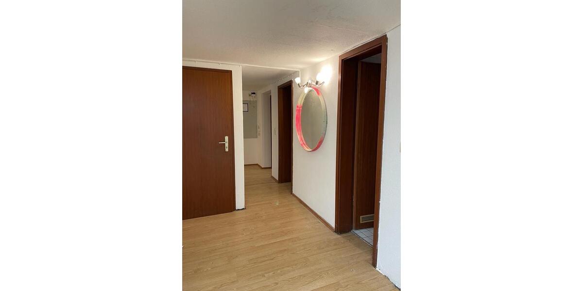 Wohnen auf Zeit Herrenberg - 3 Zimmer, 110 m&sup2;, 650&euro; | Angebot:26237666