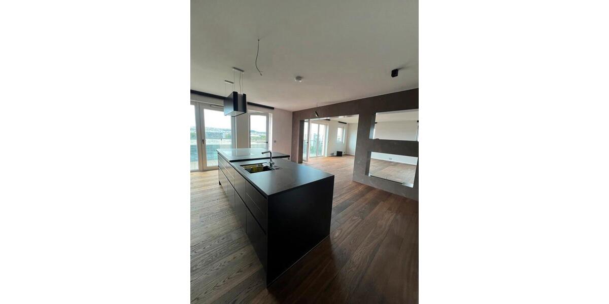 Etagenwohnung Dresden Altstadt - 4 Zimmer, 210 m&sup2;, 4.195&euro; | Angebot:26475228