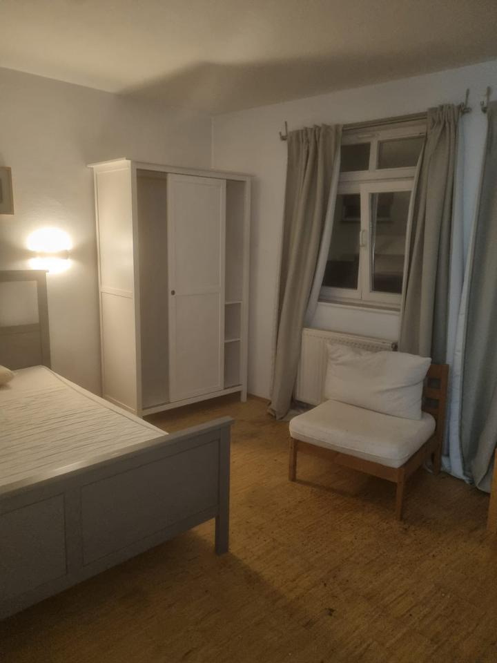 1-Zimmer Wohnung in Kronberg Taunus zimmer