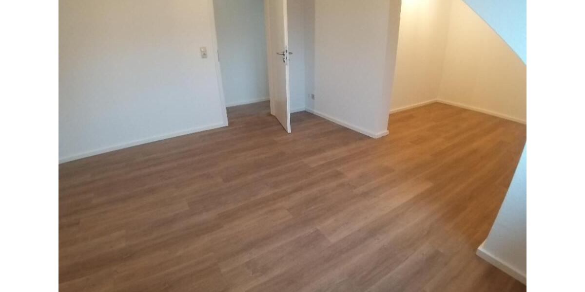 Dachgeschoßwohnung Aerzen - 2 Zimmer, 63 m&sup2;, 530&euro; | Angebot:25869769
