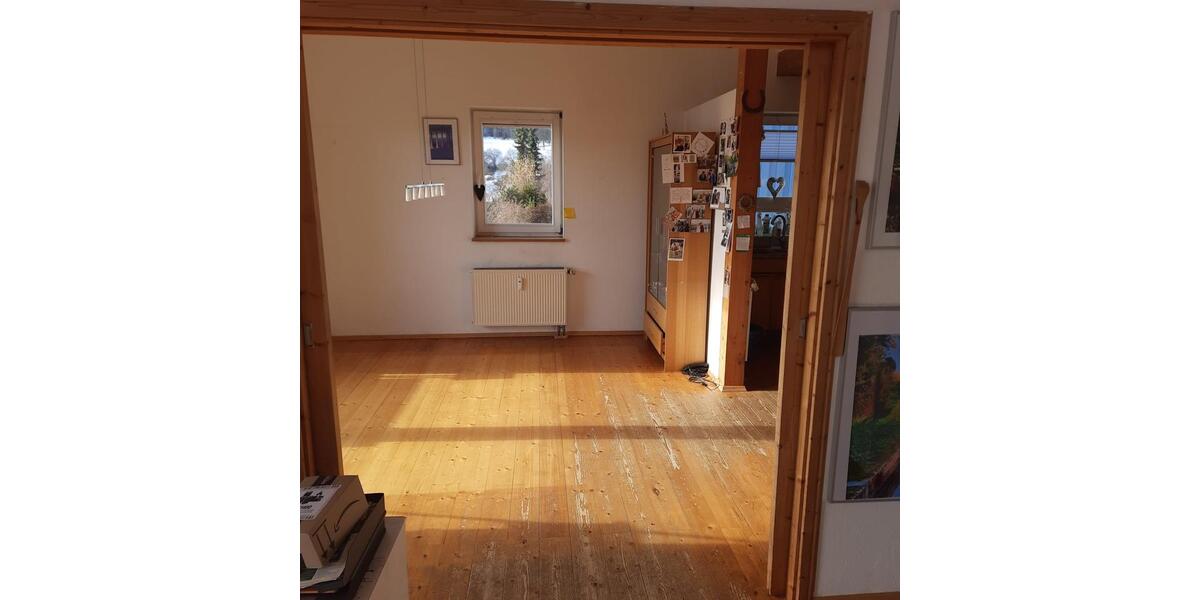 Einfamilienhaus Simmozheim - 7 Zimmer, 143 m&sup2;, 2.050&euro; | Angebot:24786911