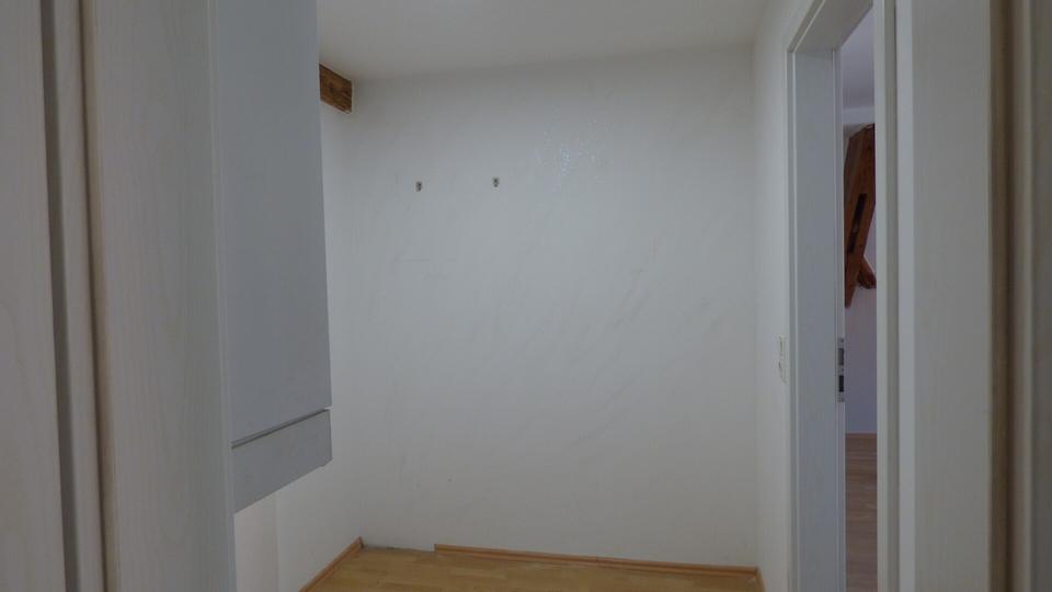 Dachgeschoßwohnung Weißenburg in Bayern - 2.5 Zimmer, 60 m&sup2;, 500&euro; | Angebot:26268472