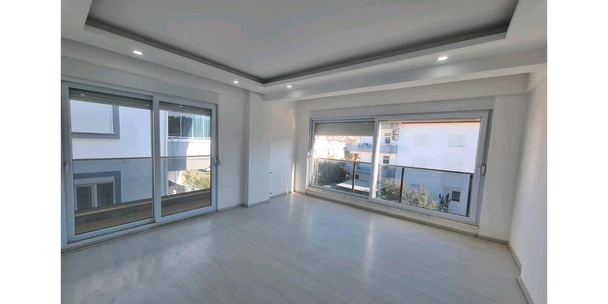 Etagenwohnung Wesselburen - 4 Zimmer, 150 m&sup2;, 500&euro; | Angebot:23486067