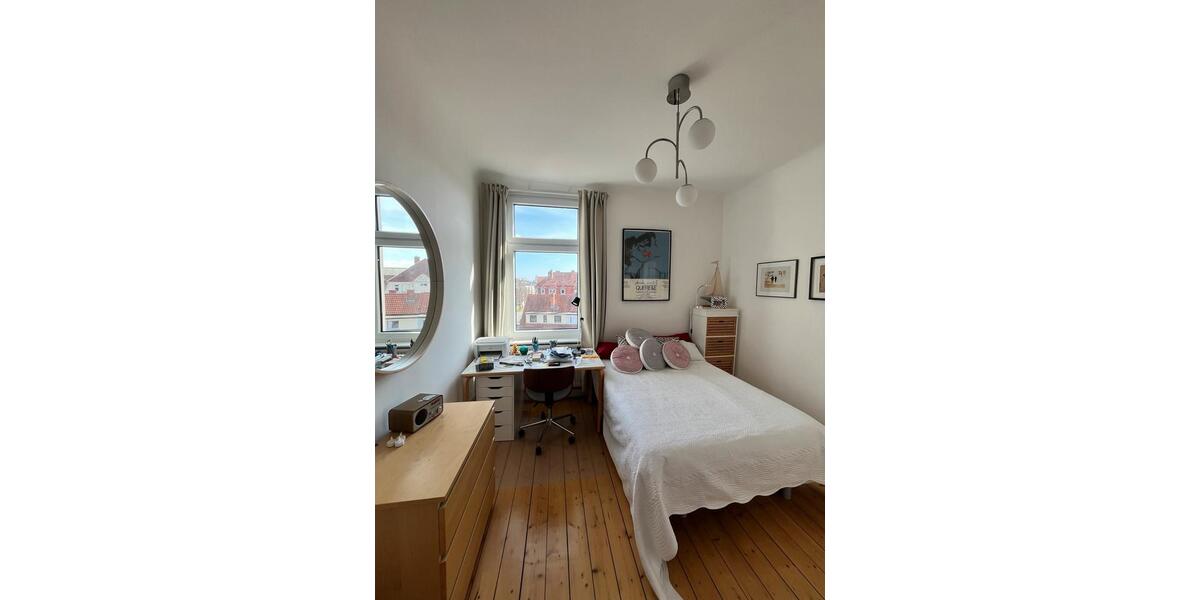 Dachgeschoßwohnung Göttingen Oststadt - 4 Zimmer, 98 m&sup2;, 1.500&euro; | Angebot:26272823