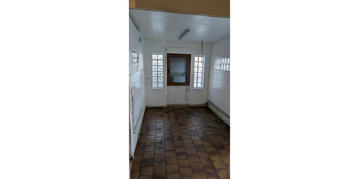 Gewerbeobjekt Heusweiler - 900&euro; | Angebot:25405975