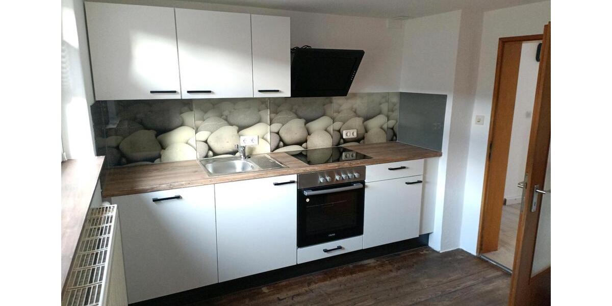 Einfamilienhaus Hammelburg - 9 Zimmer, 113 m&sup2;, 650&euro; | Angebot:26432102
