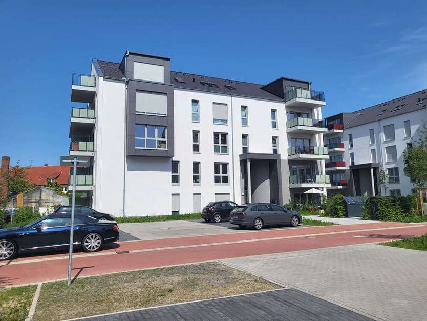 Wohnung zum Mieten in Wunstorf 1.404 € 117 m²