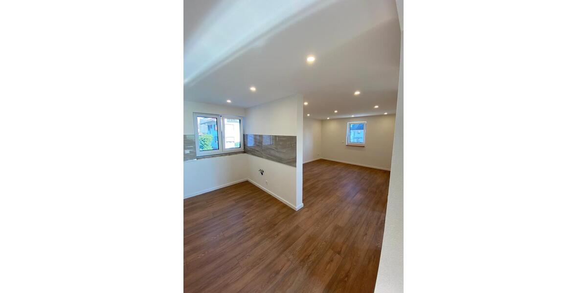 Maisonettenwohnung Renchen - 6 Zimmer, 154 m&sup2;, 1.600&euro; | Angebot:25833353