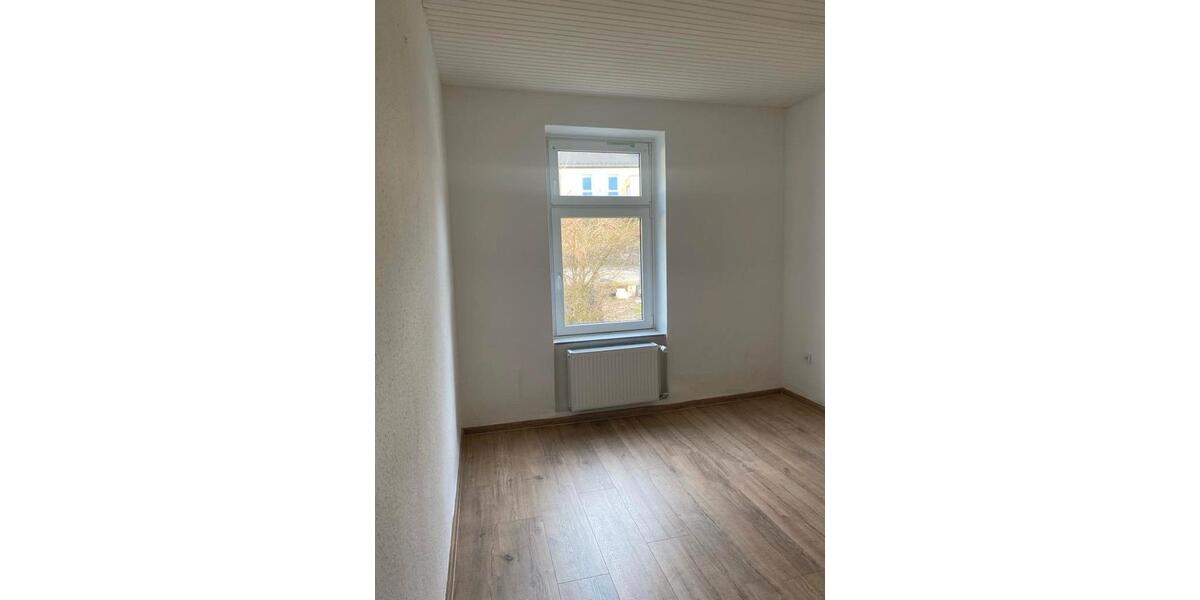 Etagenwohnung Meinerzhagen - 4 Zimmer, 76 m&sup2;, 650&euro; | Angebot:26636767