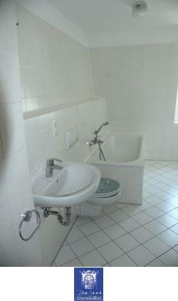 Dachgeschoßwohnung Freital - 1 Zimmer, 42 m&sup2;, 350&euro; | Angebot:26679950