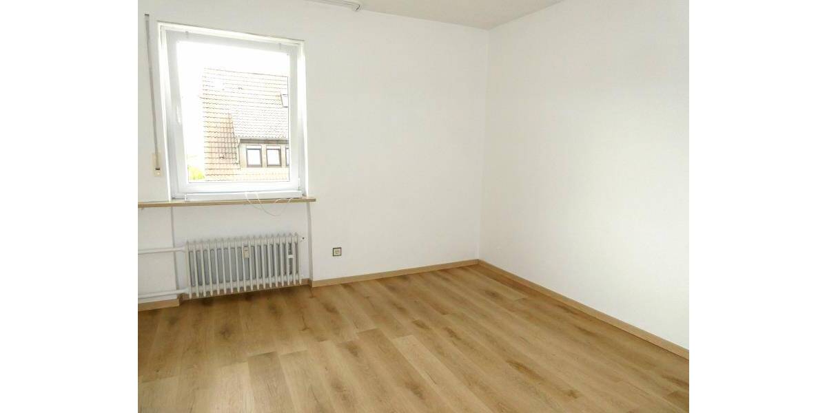 Etagenwohnung Nürnberg Werderau - 3 Zimmer, 85 m&sup2;, 880&euro; | Angebot:26486971