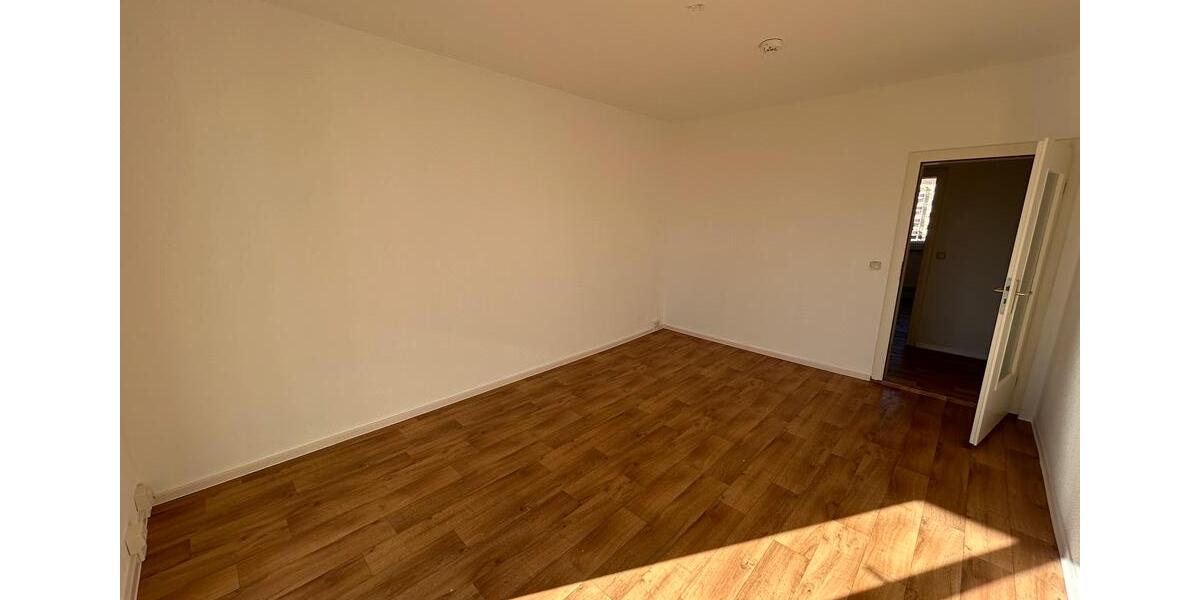 Etagenwohnung Aschersleben - 2 Zimmer, 51 m&sup2;, 295&euro; | Angebot:26279319