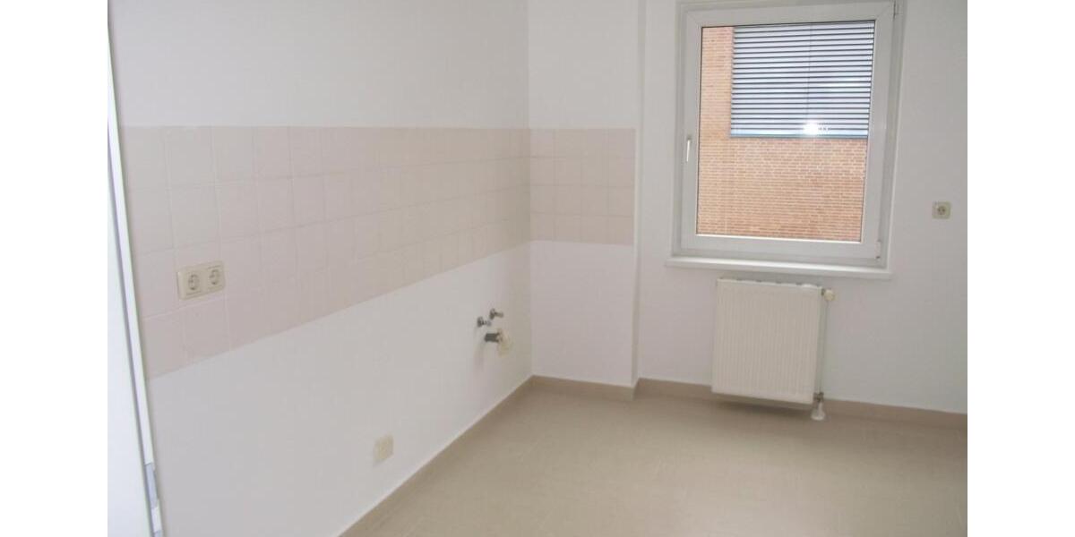 Helle Dachgeschosswohnung mit Balkon und Stellplatz! 2 zimmer