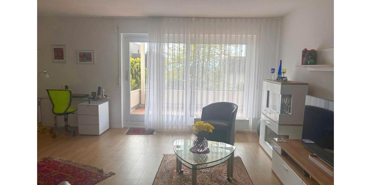 Etagenwohnung Leonberg - 2.5 Zimmer, 75 m&sup2;, 1.050&euro; | Angebot:26698177