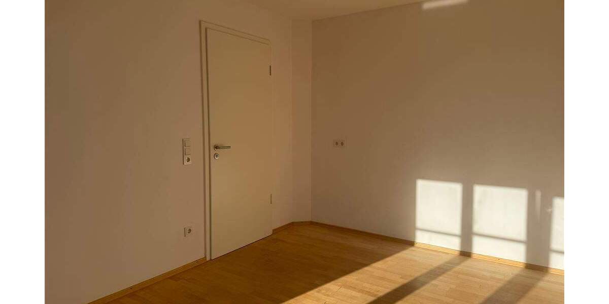 Gewerbeobjekt Murnau a. Staffelsee Murnau - 4 Zimmer, 105 m&sup2;, 1.600&euro; | Angebot:24580094