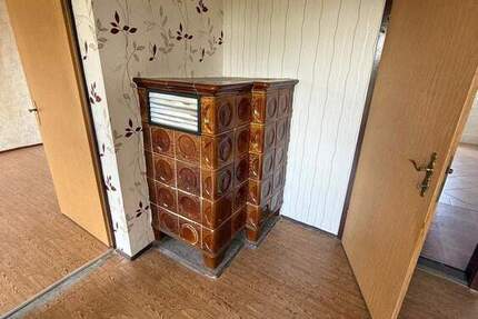schöne 2-Raum Wohnung mit Balkon für Selbstrenovierer