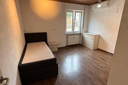 WG-Zimmer in 2er Mädchen WG in Offenburg Ost-Stadt 1 zimmer