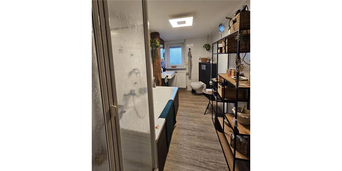 Etagenwohnung Korbach - 3 Zimmer, 90 m&sup2;, 800&euro; | Angebot:26644180
