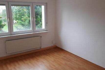 Wohnung Oschatz - 4 Zimmer, 77 m&sup2;, 421&euro; | Angebot:24491605