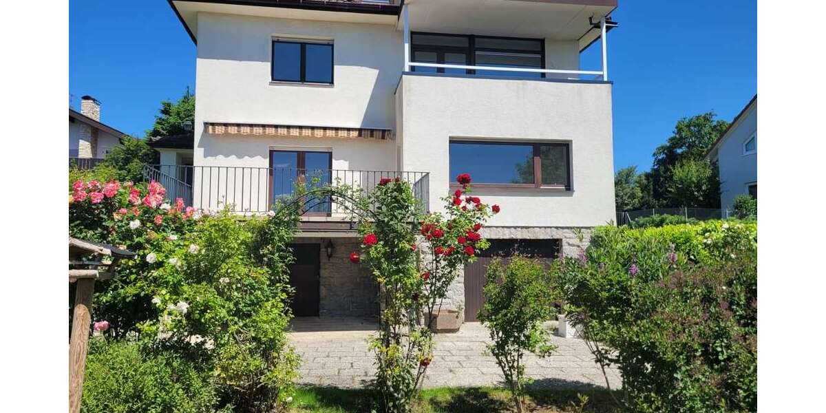 Haus zum Mieten in Pforzheim 1.600 € 185 m² 5 zimmer