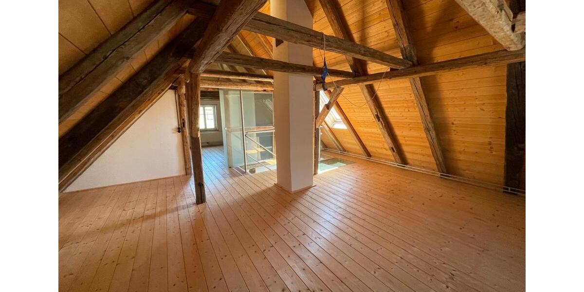 Einfamilienhaus Wallerstein - 4 Zimmer, 100 m&sup2;, 1.250&euro; | Angebot:25329413