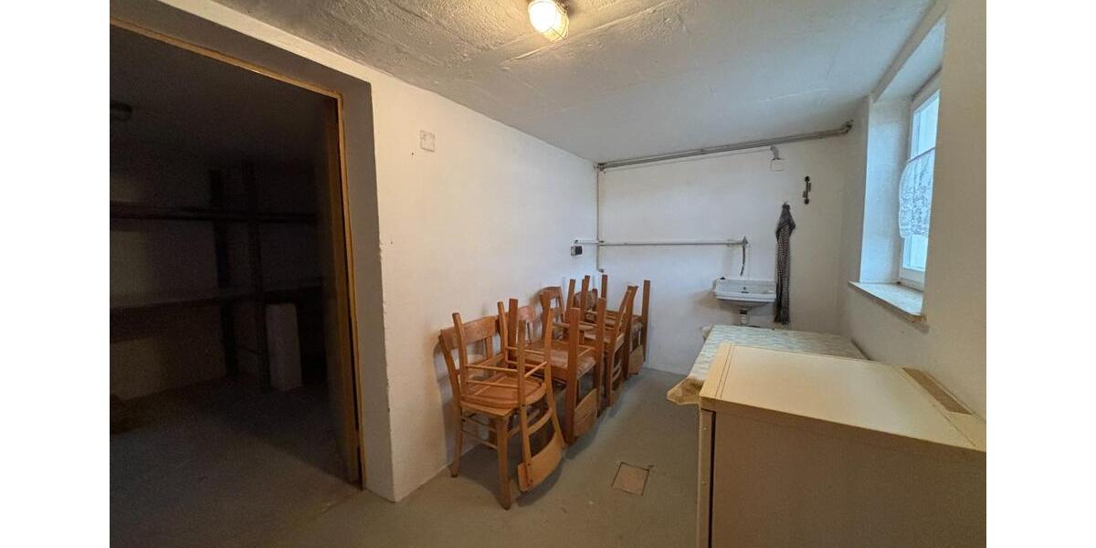 Erdgeschoßwohnung Schefflenz - 4 Zimmer, 92 m&sup2;, 940&euro; | Angebot:25017185