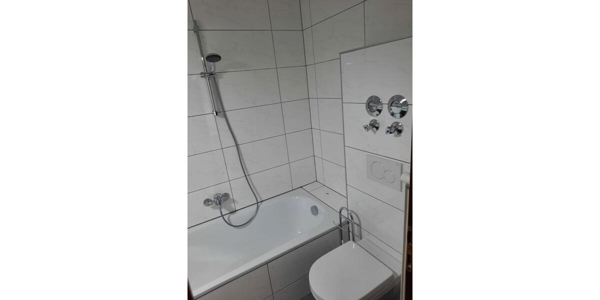 Etagenwohnung Mettlach - 3 Zimmer, 72 m&sup2;, 740&euro; | Angebot:26021093