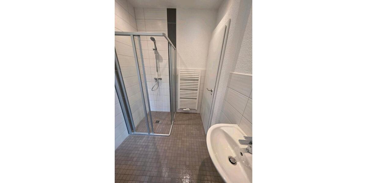 Erdgeschoßwohnung Hohenstein-Ernstthal Ernstthal - 1 Zimmer, 35 m&sup2;, 245&euro; | Angebot:26096780