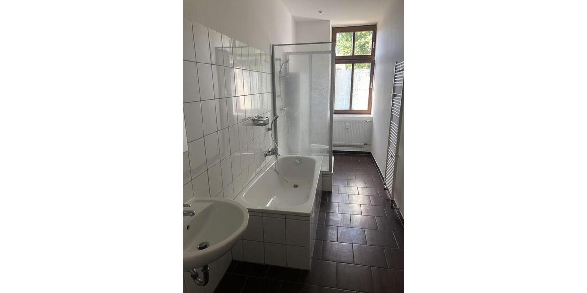Etagenwohnung Frankfurt (Oder) Beresinchen - 4 Zimmer, 105 m&sup2;, 785&euro; | Angebot:24848157