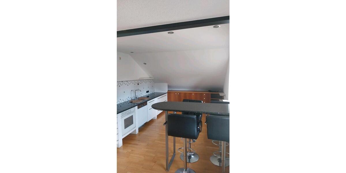 Dachgeschoßwohnung Michelstadt - 2 Zimmer, 80 m&sup2;, 800&euro; | Angebot:26692215