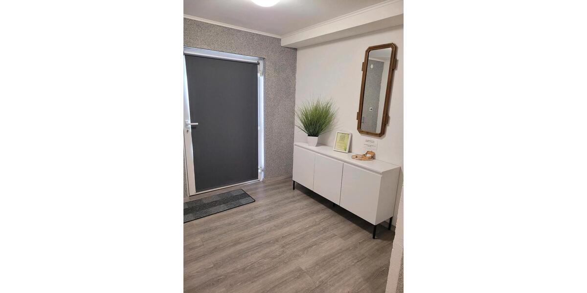 Wohnen auf Zeit Sinsheim - 2 Zimmer, 70 m&sup2;, 80&euro; | Angebot:26036700