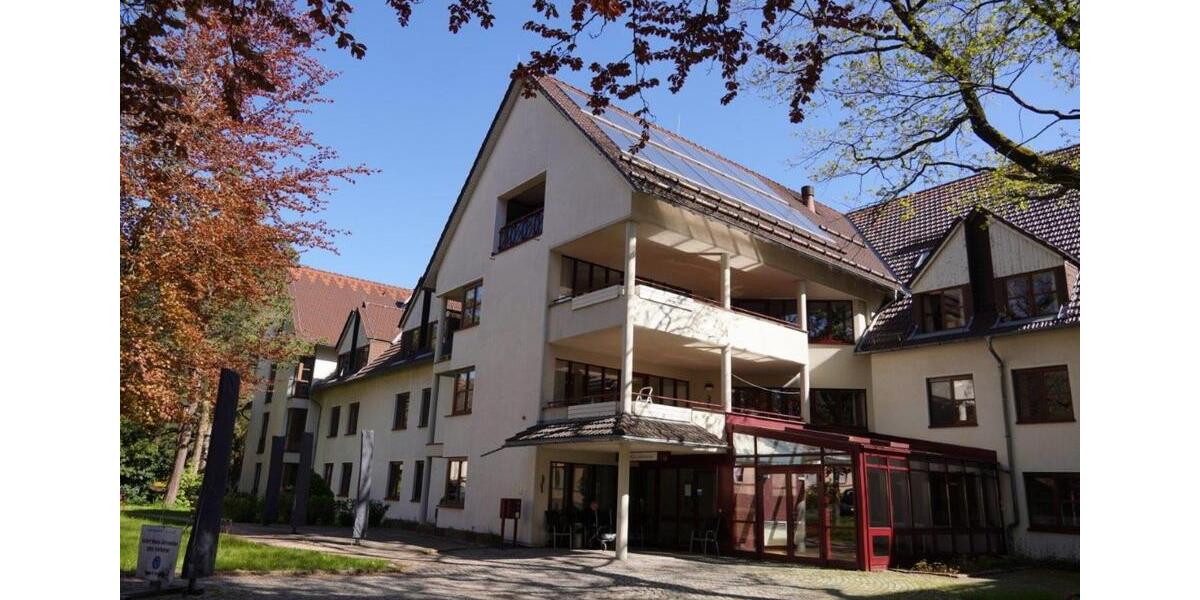 Dachgeschoßwohnung Hohenstein-Ernstthal Ernstthal - 1 Zimmer, 20 m&sup2;, 520&euro; | Angebot:18908378