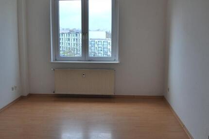 Wohnung Riesa Neuweida - 4 Zimmer, 85 m&sup2;, 450&euro; | Angebot:26049367